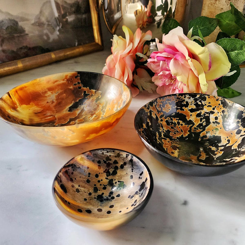 Flecked Horn Bowls - Set/ 3 - The Punctilious Mr. P's Place Card Co.