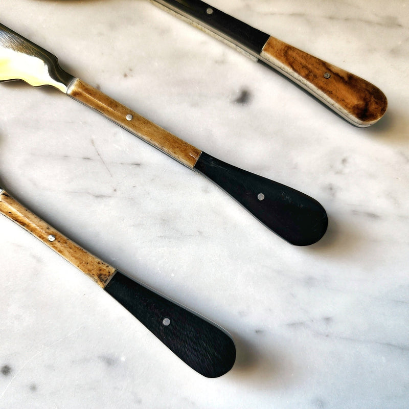 Horn Cheese Knives Set - The Punctilious Mr. P's Place Card Co.