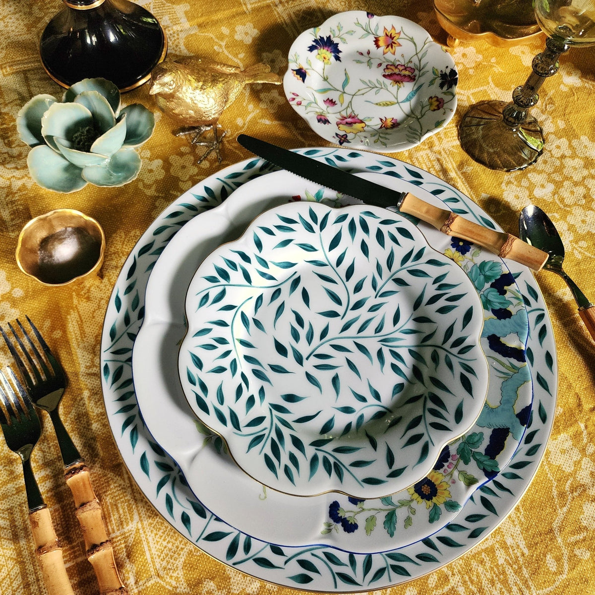 royal-limoges-floral-foliage- 