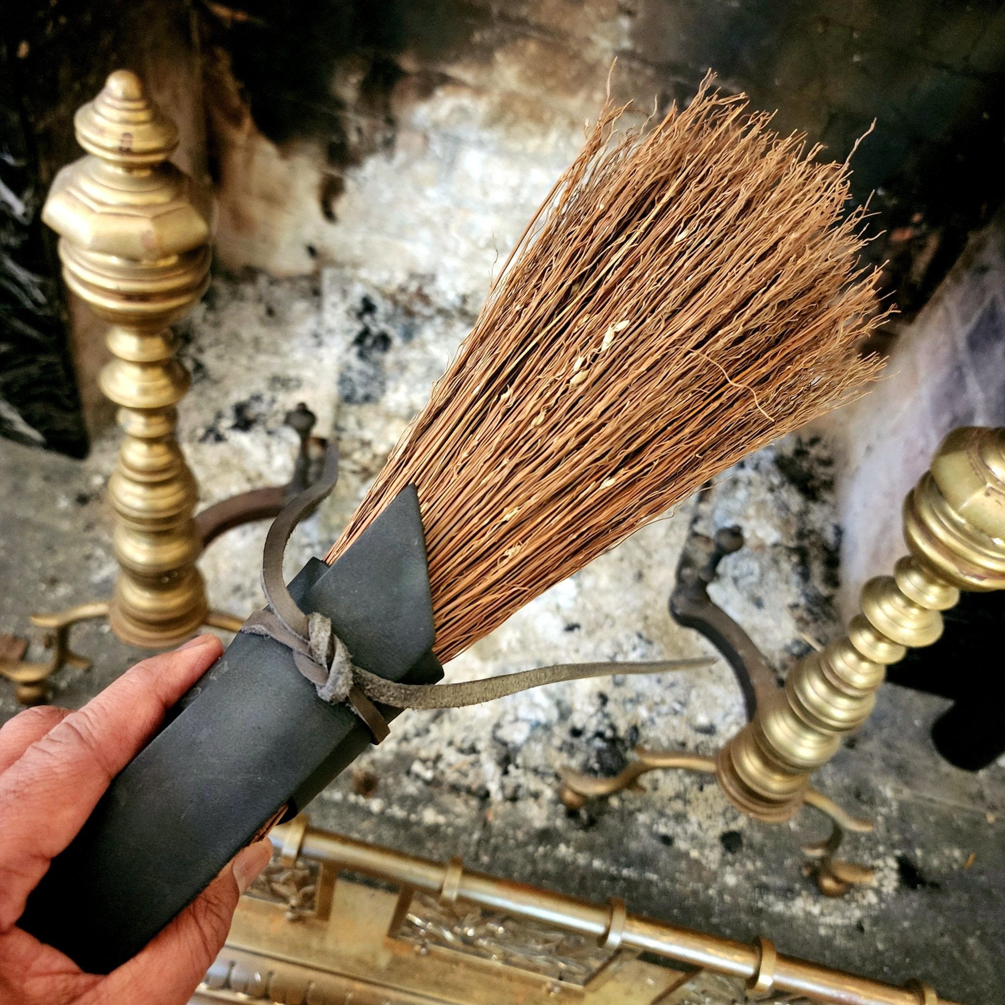 Shaker Nested Hand Broom | The Punctilious Mr. P's Place Card Co.